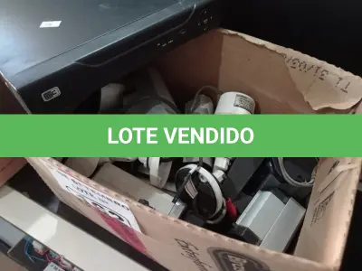 LOTE 162 - 01 DVR E VÁRIAS CÂMERAS DE SEGURANÇA. (NO ESTADO) ATENÇÃO! FAZER A VISITAÇÃO ANTES DE ARREMATAR, NÃO SABEMOS SE FUNCIONA. LEILÃO NÃO TEM GARANTIA E NEM DEVOLUÇÃO, SUJEITO A POSSÍVEIS AVARIAS VISÍVEIS/OCULTAS E/OU AUSÊNCIA DE COMPONENTES.