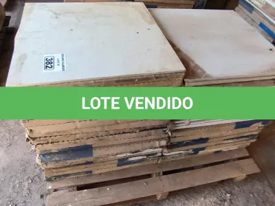 LOTE 382 - 01 LOTE COM PORCELANATO PORTOBELLO 60CM X 60CM MINERAL NUDE (NO ESTADO)