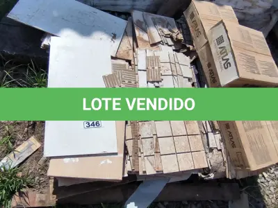 LOTE 346 - 01 LOTE COM PASTILHAS MARROM CLARO (NO ESTADO)