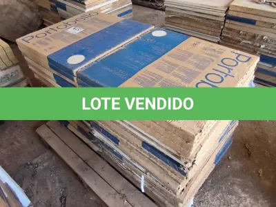 LOTE 378 - 01 LOTE COM PORCELANATO PORTOBELLO 60CM X 60CM DIVERSOS (NO ESTADO)