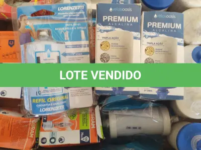 LOTE 696 - LOTE COM 26 FILTROS NOVOS SEM USO  PRA FILTROS E 13 LÂMPADAS NOVAS. (NO ESTADO) 
