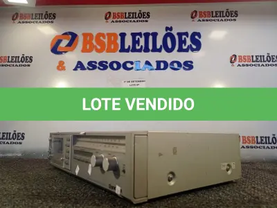 LOTE 008 - 01 CASSETE RECEIVER GRADIENTE NSA-500. (NO ESTADO) ATENÇÃO! FAZER A VISITAÇÃO ANTES DE ARREMATAR, NÃO SABEMOS SE FUNCIONA. LEILÃO NÃO TEM GARANTIA E NEM DEVOLUÇÃO, SUJEITO A POSSÍVEIS AVARIAS VISÍVEIS/OCULTAS E/OU AUSÊNCIA DE COMPONENTES.