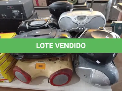 LOTE 126 - 10 APARELHOS DE SOM MARCAS E MODELOS DIVERSOS COM AVARIAS. (NO ESTADO) ATENÇÃO! FAZER A VISITAÇÃO ANTES DE ARREMATAR, NÃO SABEMOS SE FUNCIONA. LEILÃO NÃO TEM GARANTIA E NEM DEVOLUÇÃO, SUJEITO A POSSÍVEIS AVARIAS VISÍVEIS/OCULTAS E/OU AUSÊNCIA DE COMPONENTES.