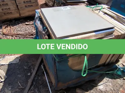 LOTE 357 - 01 LOTE COM PISOS 60CM X 60CM ARGILA PORTLAND (NO ESTADO)