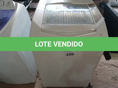 LOTE 256 - 01 LAVADORA DE ROUPAS MARCA BRASTEMP CAPACIDADE 10KG 220V. (NO ESTADO) ATENÇÃO! FAZER A VISITAÇÃO ANTES DE ARREMATAR, NÃO SABEMOS SE FUNCIONA. LEILÃO NÃO TEM GARANTIA E NEM DEVOLUÇÃO, SUJEITO A POSSÍVEIS AVARIAS VISÍVEIS/OCULTAS E/OU AUSÊNCIA DE COMPONENTES.