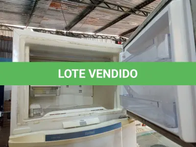 LOTE 217 - 01 GELADEIRA MARCA CÔNSUL 220V. (NO ESTADO) ATENÇÃO! FAZER A VISITAÇÃO ANTES DE ARREMATAR, NÃO SABEMOS SE FUNCIONA. LEILÃO NÃO TEM GARANTIA E NEM DEVOLUÇÃO, SUJEITO A POSSÍVEIS AVARIAS VISÍVEIS/OCULTAS E/OU AUSÊNCIA DE COMPONENTES.