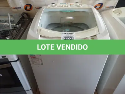 LOTE 202 - 01 MÁQUINA DE LAVAR ROUPAS MARCA CÔNSUL CAPACIDADE 10KG. (NO ESTADO) ATENÇÃO! FAZER A VISITAÇÃO ANTES DE ARREMATAR, NÃO SABEMOS SE FUNCIONA. LEILÃO NÃO TEM GARANTIA E NEM DEVOLUÇÃO, SUJEITO A POSSÍVEIS AVARIAS VISÍVEIS/OCULTAS E/OU AUSÊNCIA DE COMPONENTES.