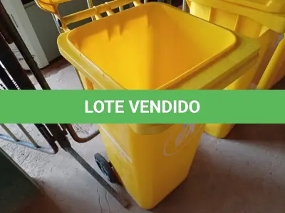 LOTE 226 - 01 CONTAINER HDPE EN840 120LITROS. (NO ESTADO) ATENÇÃO! FAZER A VISITAÇÃO ANTES DE ARREMATAR, NÃO SABEMOS SE FUNCIONA. LEILÃO NÃO TEM GARANTIA E NEM DEVOLUÇÃO, SUJEITO A POSSÍVEIS AVARIAS VISÍVEIS/OCULTAS E/OU AUSÊNCIA DE COMPONENTES.
