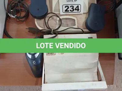 LOTE 234 - 03 BALANÇAS DE USO DOMÉSTICO, 01 SELADORA DE EMBALAGENS E PERIFÉRICOS. (NO ESTADO) ATENÇÃO! FAZER A VISITAÇÃO ANTES DE ARREMATAR, NÃO SABEMOS SE FUNCIONA. LEILÃO NÃO TEM GARANTIA E NEM DEVOLUÇÃO, SUJEITO A POSSÍVEIS AVARIAS VISÍVEIS/OCULTAS E/OU AUSÊNCIA DE COMPONENTES.