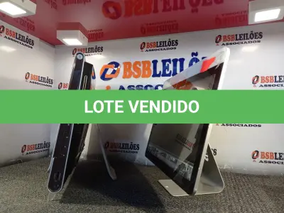 LOTE 339 - 02 COMPUTADORES ALL IN ONE MARCAS E MODELOS DIVERSOS COM AVARIAS. (NO ESTADO) ATENÇÃO! FAZER A VISITAÇÃO ANTES DE ARREMATAR, NÃO SABEMOS SE FUNCIONA. LEILÃO NÃO TEM GARANTIA E NEM DEVOLUÇÃO, SUJEITO A POSSÍVEIS AVARIAS VISÍVEIS/OCULTAS E/OU AUSÊNCIA DE COMPONENTES.