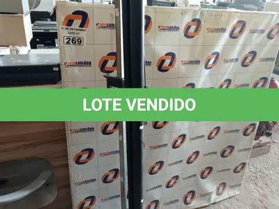 LOTE 269 - 01 PROJETOR MULTIMIDIA, 01 TRIPÉ E 01 TELA DE PROJEÇÃO. (NO ESTADO) ATENÇÃO! FAZER A VISITAÇÃO ANTES DE ARREMATAR, NÃO SABEMOS SE FUNCIONA. LEILÃO NÃO TEM GARANTIA E NEM DEVOLUÇÃO, SUJEITO A POSSÍVEIS AVARIAS VISÍVEIS/OCULTAS E/OU AUSÊNCIA DE COMPONENTES.