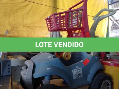LOTE 506 - 02 CARRINHOS INFANTIS. (NO ESTADO) ATENÇÃO! FAZER A VISITAÇÃO ANTES DE ARREMATAR, NÃO SABEMOS SE FUNCIONA. LEILÃO NÃO TEM GARANTIA E NEM DEVOLUÇÃO, SUJEITO A POSSÍVEIS AVARIAS VISÍVEIS/OCULTAS E/OU AUSÊNCIA DE COMPONENTES.