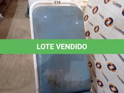 LOTE 218 - 01 CADEIRA ODONTOLÓGICA INCOMPLETA. (NO ESTADO) ATENÇÃO! FAZER A VISITAÇÃO ANTES DE ARREMATAR, NÃO SABEMOS SE FUNCIONA. LEILÃO NÃO TEM GARANTIA E NEM DEVOLUÇÃO, SUJEITO A POSSÍVEIS AVARIAS VISÍVEIS/OCULTAS E/OU AUSÊNCIA DE COMPONENTES.