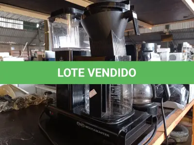 LOTE 448 - 02 CAFETEIRAS E 01 CHALEIRA ELÉTRICA MARCAS E MODELOS DIVERSOS. (NO ESTADO) ATENÇÃO! FAZER A VISITAÇÃO ANTES DE ARREMATAR, NÃO SABEMOS SE FUNCIONA. LEILÃO NÃO TEM GARANTIA E NEM DEVOLUÇÃO, SUJEITO A POSSÍVEIS AVARIAS VISÍVEIS/OCULTAS E/OU AUSÊNCIA DE COMPONENTES.