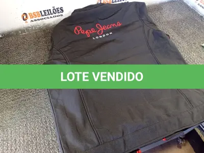 LOTE 400 - 01 JAQUETA TAMANHO “G”. (NO ESTADO) ATENÇÃO! FAZER A VISITAÇÃO ANTES DE ARREMATAR, NÃO SABEMOS SE FUNCIONA. LEILÃO NÃO TEM GARANTIA E NEM DEVOLUÇÃO, SUJEITO A POSSÍVEIS AVARIAS VISÍVEIS/OCULTAS E/OU AUSÊNCIA DE COMPONENTES.