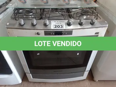 LOTE 203 - 01 FOGÃO A GÁS 05 BOCAS MARCA BRASTEMP INCOMPLETO. (NO ESTADO) ATENÇÃO! FAZER A VISITAÇÃO ANTES DE ARREMATAR, NÃO SABEMOS SE FUNCIONA. LEILÃO NÃO TEM GARANTIA E NEM DEVOLUÇÃO, SUJEITO A POSSÍVEIS AVARIAS VISÍVEIS/OCULTAS E/OU AUSÊNCIA DE COMPONENTES.