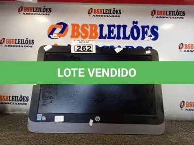LOTE 262 - 01 COMPUTADOR ALL IN ONE MARCA HP. (NO ESTADO) ATENÇÃO! FAZER A VISITAÇÃO ANTES DE ARREMATAR, NÃO SABEMOS SE FUNCIONA. LEILÃO NÃO TEM GARANTIA E NEM DEVOLUÇÃO, SUJEITO A POSSÍVEIS AVARIAS VISÍVEIS/OCULTAS E/OU AUSÊNCIA DE COMPONENTES.