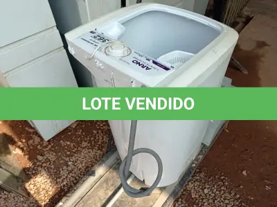 LOTE 362 - 01 ESTEIRA ERGOMÉTRICA E 01 TANQUINHO 220V. (NO ESTADO) ATENÇÃO! FAZER A VISITAÇÃO ANTES DE ARREMATAR, NÃO SABEMOS SE FUNCIONA. LEILÃO NÃO TEM GARANTIA E NEM DEVOLUÇÃO, SUJEITO A POSSÍVEIS AVARIAS VISÍVEIS/OCULTAS E/OU AUSÊNCIA DE COMPONENTES.