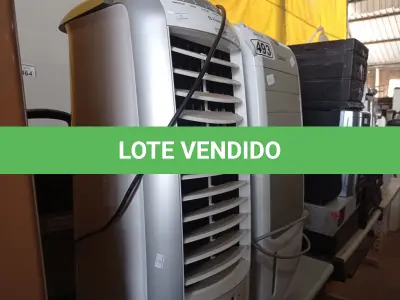 LOTE 493 - 02 CLIMATIZADORES MARCAS E MODELOS DIVERSOS. (NO ESTADO) ATENÇÃO! FAZER A VISITAÇÃO ANTES DE ARREMATAR, NÃO SABEMOS SE FUNCIONA. LEILÃO NÃO TEM GARANTIA E NEM DEVOLUÇÃO, SUJEITO A POSSÍVEIS AVARIAS VISÍVEIS/OCULTAS E/OU AUSÊNCIA DE COMPONENTES.