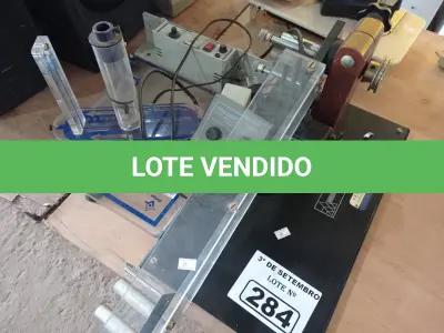 LOTE 284 - 02 APARELHOS DIVERSOS. (NO ESTADO) ATENÇÃO! FAZER A VISITAÇÃO ANTES DE ARREMATAR, NÃO SABEMOS SE FUNCIONA. LEILÃO NÃO TEM GARANTIA E NEM DEVOLUÇÃO, SUJEITO A POSSÍVEIS AVARIAS VISÍVEIS/OCULTAS E/OU AUSÊNCIA DE COMPONENTES.