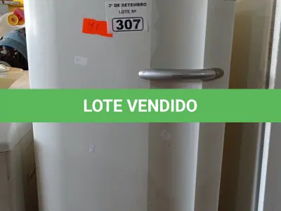 LOTE 307 - 01 FREEZER VERTICAL 220V. (NO ESTADO) ATENÇÃO! FAZER A VISITAÇÃO ANTES DE ARREMATAR, NÃO SABEMOS SE FUNCIONA. LEILÃO NÃO TEM GARANTIA E NEM DEVOLUÇÃO, SUJEITO A POSSÍVEIS AVARIAS VISÍVEIS/OCULTAS E/OU AUSÊNCIA DE COMPONENTES.
