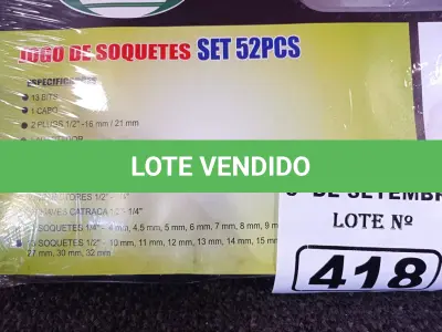 LOTE 418 - 01 JOGO DE SOQUETES SET 52 PEÇAS. (NO ESTADO) ATENÇÃO! FAZER A VISITAÇÃO ANTES DE ARREMATAR, NÃO SABEMOS SE FUNCIONA. LEILÃO NÃO TEM GARANTIA E NEM DEVOLUÇÃO, SUJEITO A POSSÍVEIS AVARIAS VISÍVEIS/OCULTAS E/OU AUSÊNCIA DE COMPONENTES.