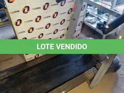 LOTE 438 - 01 ESTEIRA ERGOMÉTRICA 110V. (NO ESTADO) ATENÇÃO! FAZER A VISITAÇÃO ANTES DE ARREMATAR, NÃO SABEMOS SE FUNCIONA. LEILÃO NÃO TEM GARANTIA E NEM DEVOLUÇÃO, SUJEITO A POSSÍVEIS AVARIAS VISÍVEIS/OCULTAS E/OU AUSÊNCIA DE COMPONENTES.