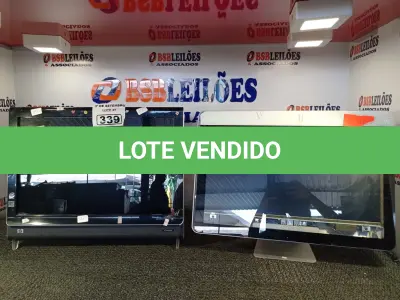 LOTE 339 - 02 COMPUTADORES ALL IN ONE MARCAS E MODELOS DIVERSOS COM AVARIAS. (NO ESTADO) ATENÇÃO! FAZER A VISITAÇÃO ANTES DE ARREMATAR, NÃO SABEMOS SE FUNCIONA. LEILÃO NÃO TEM GARANTIA E NEM DEVOLUÇÃO, SUJEITO A POSSÍVEIS AVARIAS VISÍVEIS/OCULTAS E/OU AUSÊNCIA DE COMPONENTES.