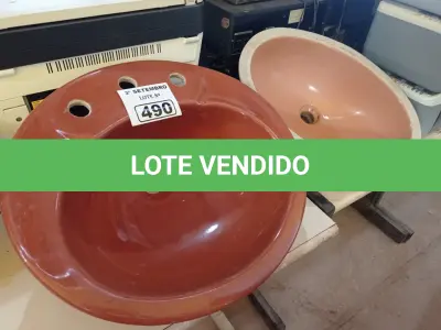 LOTE 490 - 02 CUBAS MARCAS E MODELOS DIVERSOS. (NO ESTADO) ATENÇÃO! FAZER A VISITAÇÃO ANTES DE ARREMATAR, NÃO SABEMOS SE FUNCIONA. LEILÃO NÃO TEM GARANTIA E NEM DEVOLUÇÃO, SUJEITO A POSSÍVEIS AVARIAS VISÍVEIS/OCULTAS E/OU AUSÊNCIA DE COMPONENTES.