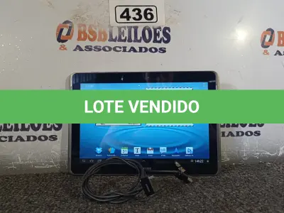 LOTE 436 - 01 TABLET SAMSUNG TAB2 10.1 COM CABO. (NO ESTADO) ATENÇÃO! FAZER A VISITAÇÃO ANTES DE ARREMATAR, NÃO SABEMOS SE FUNCIONA. LEILÃO NÃO TEM GARANTIA E NEM DEVOLUÇÃO, SUJEITO A POSSÍVEIS AVARIAS VISÍVEIS/OCULTAS E/OU AUSÊNCIA DE COMPONENTES.