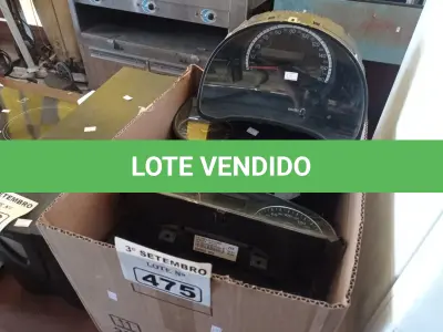 LOTE 475 - 01 LOTE COM VÁRIOS PAINÉIS DE AUTOMÓVEIS MARCAS E MODELOS DIVERSOS. (NO ESTADO) ATENÇÃO! FAZER A VISITAÇÃO ANTES DE ARREMATAR, NÃO SABEMOS SE FUNCIONA. LEILÃO NÃO TEM GARANTIA E NEM DEVOLUÇÃO, SUJEITO A POSSÍVEIS AVARIAS VISÍVEIS/OCULTAS E/OU AUSÊNCIA DE COMPONENTES.