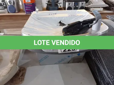 LOTE 223 - 01 PURIFICADO DE ÁGUA REFRIGERADO EM AÇO INOX 127V. (NO ESTADO) ATENÇÃO! FAZER A VISITAÇÃO ANTES DE ARREMATAR, NÃO SABEMOS SE FUNCIONA. LEILÃO NÃO TEM GARANTIA E NEM DEVOLUÇÃO, SUJEITO A POSSÍVEIS AVARIAS VISÍVEIS/OCULTAS E/OU AUSÊNCIA DE COMPONENTES.