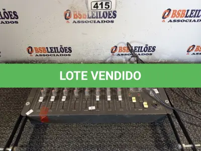 LOTE 415 - 01 MESA DE SOM MARCA WATTISOM MODELO MXS 8S. (NO ESTADO) ATENÇÃO! FAZER A VISITAÇÃO ANTES DE ARREMATAR, NÃO SABEMOS SE FUNCIONA. LEILÃO NÃO TEM GARANTIA E NEM DEVOLUÇÃO, SUJEITO A POSSÍVEIS AVARIAS VISÍVEIS/OCULTAS E/OU AUSÊNCIA DE COMPONENTES.