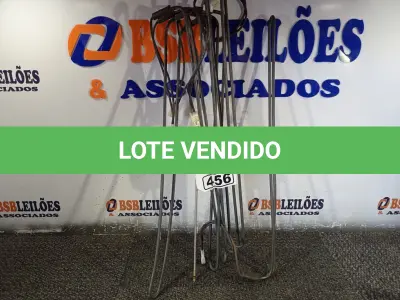 LOTE 456 - 01 LOTE COM VÁRIAS RESISTÊNCIAS. (NO ESTADO) ATENÇÃO! FAZER A VISITAÇÃO ANTES DE ARREMATAR, NÃO SABEMOS SE FUNCIONA. LEILÃO NÃO TEM GARANTIA E NEM DEVOLUÇÃO, SUJEITO A POSSÍVEIS AVARIAS VISÍVEIS/OCULTAS E/OU AUSÊNCIA DE COMPONENTES.