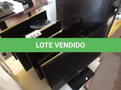 LOTE 513 - 07 MONITORES MARCAS E MODELOS DIVERSOS PARA RETIRADA DE PEÇAS. (NO ESTADO) ATENÇÃO! FAZER A VISITAÇÃO ANTES DE ARREMATAR, NÃO SABEMOS SE FUNCIONA. LEILÃO NÃO TEM GARANTIA E NEM DEVOLUÇÃO, SUJEITO A POSSÍVEIS AVARIAS VISÍVEIS/OCULTAS E/OU AUSÊNCIA DE COMPONENTES.