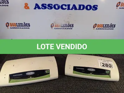 LOTE 280 - 02 PLASTIFICADORAS. (NO ESTADO) ATENÇÃO! FAZER A VISITAÇÃO ANTES DE ARREMATAR, NÃO SABEMOS SE FUNCIONA. LEILÃO NÃO TEM GARANTIA E NEM DEVOLUÇÃO, SUJEITO A POSSÍVEIS AVARIAS VISÍVEIS/OCULTAS E/OU AUSÊNCIA DE COMPONENTES.