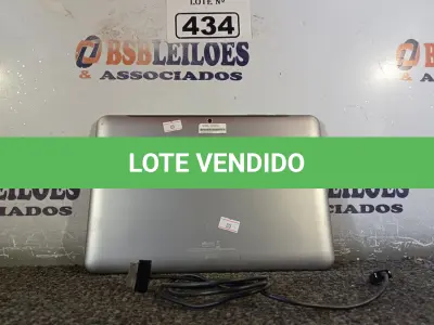 LOTE 434 - 01 TABLET SAMSUNG TAB2 10.1 COM CABO. (NO ESTADO) ATENÇÃO! FAZER A VISITAÇÃO ANTES DE ARREMATAR, NÃO SABEMOS SE FUNCIONA. LEILÃO NÃO TEM GARANTIA E NEM DEVOLUÇÃO, SUJEITO A POSSÍVEIS AVARIAS VISÍVEIS/OCULTAS E/OU AUSÊNCIA DE COMPONENTES.