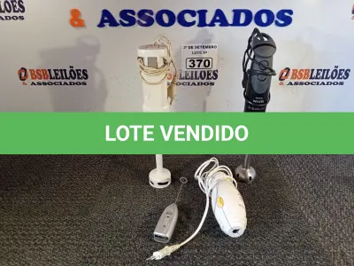 LOTE 370 - 04 MIXER PARA ALIMENTOS MARCAS E MODELOS DIVERSOS. (NO ESTADO) ATENÇÃO! FAZER A VISITAÇÃO ANTES DE ARREMATAR, NÃO SABEMOS SE FUNCIONA. LEILÃO NÃO TEM GARANTIA E NEM DEVOLUÇÃO, SUJEITO A POSSÍVEIS AVARIAS VISÍVEIS/OCULTAS E/OU AUSÊNCIA DE COMPONENTES.