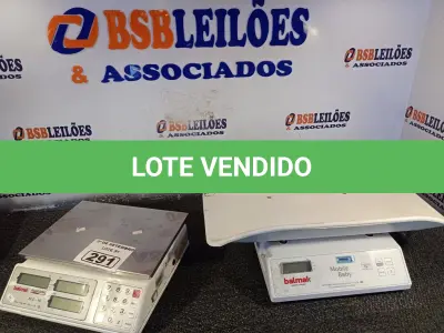 LOTE 291 - 01 BALANÇA PARA RECÉM-NASCIDO E 01 BALANÇA ELC 15 MARCAS BALMAK. (NO ESTADO) ATENÇÃO! FAZER A VISITAÇÃO ANTES DE ARREMATAR, NÃO SABEMOS SE FUNCIONA. LEILÃO NÃO TEM GARANTIA E NEM DEVOLUÇÃO, SUJEITO A POSSÍVEIS AVARIAS VISÍVEIS/OCULTAS E/OU AUSÊNCIA DE COMPONENTES.