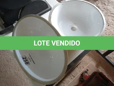 LOTE 258 - 02 CUBAS MARCAS E MODELOS DIVERSOS. (NO ESTADO) ATENÇÃO! FAZER A VISITAÇÃO ANTES DE ARREMATAR, NÃO SABEMOS SE FUNCIONA. LEILÃO NÃO TEM GARANTIA E NEM DEVOLUÇÃO, SUJEITO A POSSÍVEIS AVARIAS VISÍVEIS/OCULTAS E/OU AUSÊNCIA DE COMPONENTES.