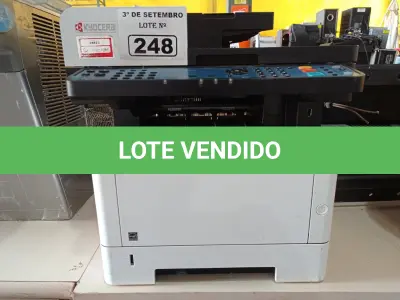 LOTE 248 - 01 IMPRESSORA MULTIFUNCIONAL MARCA KYOCERA MODELO ECOSYS M2040DN/L. (NO ESTADO) ATENÇÃO! FAZER A VISITAÇÃO ANTES DE ARREMATAR, NÃO SABEMOS SE FUNCIONA. LEILÃO NÃO TEM GARANTIA E NEM DEVOLUÇÃO, SUJEITO A POSSÍVEIS AVARIAS VISÍVEIS/OCULTAS E/OU AUSÊNCIA DE COMPONENTES.