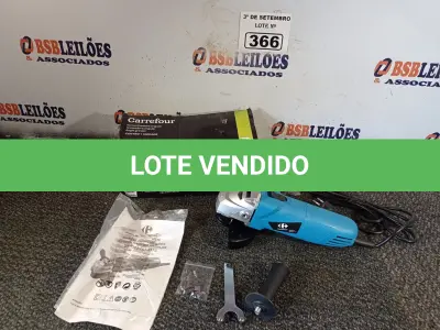 LOTE 366 - 01 ESMERILHADEIRA ANGULAR 500W 220V. (NO ESTADO) ATENÇÃO! FAZER A VISITAÇÃO ANTES DE ARREMATAR, NÃO SABEMOS SE FUNCIONA. LEILÃO NÃO TEM GARANTIA E NEM DEVOLUÇÃO, SUJEITO A POSSÍVEIS AVARIAS VISÍVEIS/OCULTAS E/OU AUSÊNCIA DE COMPONENTES.