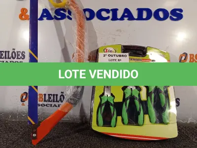 LOTE 038 - 01 KIT DE ALICATES E 01 ARCO DE SERRA 20”. (NO ESTADO) ATENÇÃO! FAZER A VISITAÇÃO ANTES DE ARREMATAR, NÃO SABEMOS SE FUNCIONA. LEILÃO NÃO TEM GARANTIA E NEM DEVOLUÇÃO, SUJEITO A POSSÍVEIS AVARIAS VISÍVEIS/OCULTAS E/OU AUSÊNCIA DE COMPONENTES.