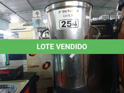 LOTE 254 - 01 LIQUIDIFICADOR INDUSTRIAL MARCA POLI. (NO ESTADO) ATENÇÃO! FAZER A VISITAÇÃO ANTES DE ARREMATAR, NÃO SABEMOS SE FUNCIONA. LEILÃO NÃO TEM GARANTIA E NEM DEVOLUÇÃO, SUJEITO A POSSÍVEIS AVARIAS VISÍVEIS/OCULTAS E/OU AUSÊNCIA DE COMPONENTES.