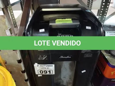 LOTE 091 - 01 FRAGMENTADORA DE PAPEL 127V. (NO ESTADO) ATENÇÃO! FAZER A VISITAÇÃO ANTES DE ARREMATAR, NÃO SABEMOS SE FUNCIONA. LEILÃO NÃO TEM GARANTIA E NEM DEVOLUÇÃO, SUJEITO A POSSÍVEIS AVARIAS VISÍVEIS/OCULTAS E/OU AUSÊNCIA DE COMPONENTES.