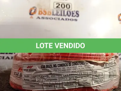 LOTE 200 - 01 ROLO DE CABO FLEXÍVEL 100M 2,5MM NA COR VERMELHA. (NO ESTADO) ATENÇÃO! FAZER A VISITAÇÃO ANTES DE ARREMATAR, NÃO SABEMOS SE FUNCIONA. LEILÃO NÃO TEM GARANTIA E NEM DEVOLUÇÃO, SUJEITO A POSSÍVEIS AVARIAS VISÍVEIS/OCULTAS E/OU AUSÊNCIA DE COMPONENTES.