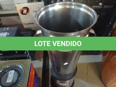 LOTE 254 - 01 LIQUIDIFICADOR INDUSTRIAL MARCA POLI. (NO ESTADO) ATENÇÃO! FAZER A VISITAÇÃO ANTES DE ARREMATAR, NÃO SABEMOS SE FUNCIONA. LEILÃO NÃO TEM GARANTIA E NEM DEVOLUÇÃO, SUJEITO A POSSÍVEIS AVARIAS VISÍVEIS/OCULTAS E/OU AUSÊNCIA DE COMPONENTES.