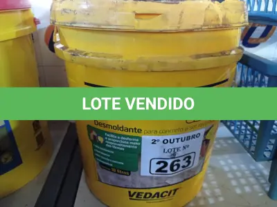 LOTE 263 - 01 BALDE DE DESMOL, DESMOLDANTE PARA CONCRETO A SER REVESTIDO 18L. (NO ESTADO) ATENÇÃO! FAZER A VISITAÇÃO ANTES DE ARREMATAR, NÃO SABEMOS SE FUNCIONA. LEILÃO NÃO TEM GARANTIA E NEM DEVOLUÇÃO, SUJEITO A POSSÍVEIS AVARIAS VISÍVEIS/OCULTAS E/OU AUSÊNCIA DE COMPONENTES.