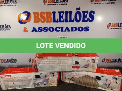 LOTE 227 - 03 SUPORTES PARA MICRO-ONDAS OU FORNO ELÉTRICO. (NO ESTADO) ATENÇÃO! FAZER A VISITAÇÃO ANTES DE ARREMATAR, NÃO SABEMOS SE FUNCIONA. LEILÃO NÃO TEM GARANTIA E NEM DEVOLUÇÃO, SUJEITO A POSSÍVEIS AVARIAS VISÍVEIS/OCULTAS E/OU AUSÊNCIA DE COMPONENTES.