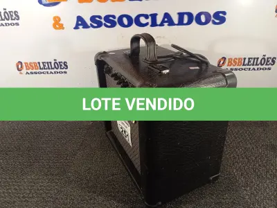 LOTE 251 - 01 CAIXA AMPLIFICADA METEORO. (NO ESTADO) ATENÇÃO! FAZER A VISITAÇÃO ANTES DE ARREMATAR, NÃO SABEMOS SE FUNCIONA. LEILÃO NÃO TEM GARANTIA E NEM DEVOLUÇÃO, SUJEITO A POSSÍVEIS AVARIAS VISÍVEIS/OCULTAS E/OU AUSÊNCIA DE COMPONENTES.